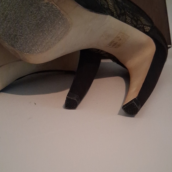 Bebe Lacey Black & Cream Lace Peep-Toe Platform Heels - Picture 9 of 9
